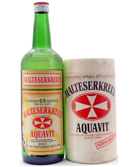 Malteserkreuz Aquavit Vintage Flaske 2 Danisco Dansk Akvavit 70 cl 43%