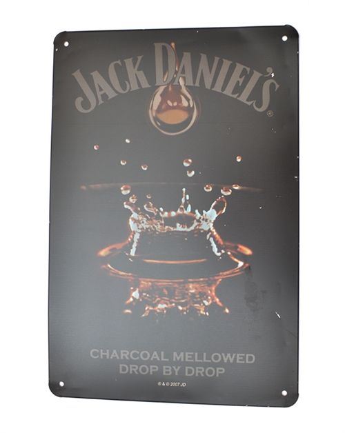 Retro Metallskylt - Jack Daniel\'s Charcoal Mellowed Drop by Drop