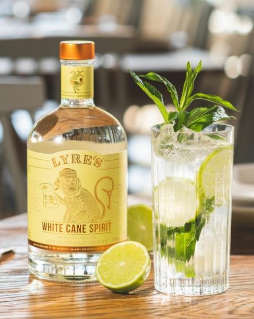 Lyres Mojito med Lyres White Cane Spirit