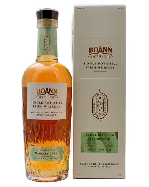 Boann Distillery Triple Distilled Single Pot Still Maderia Cask Irsk Whiskey 70 cl 47%